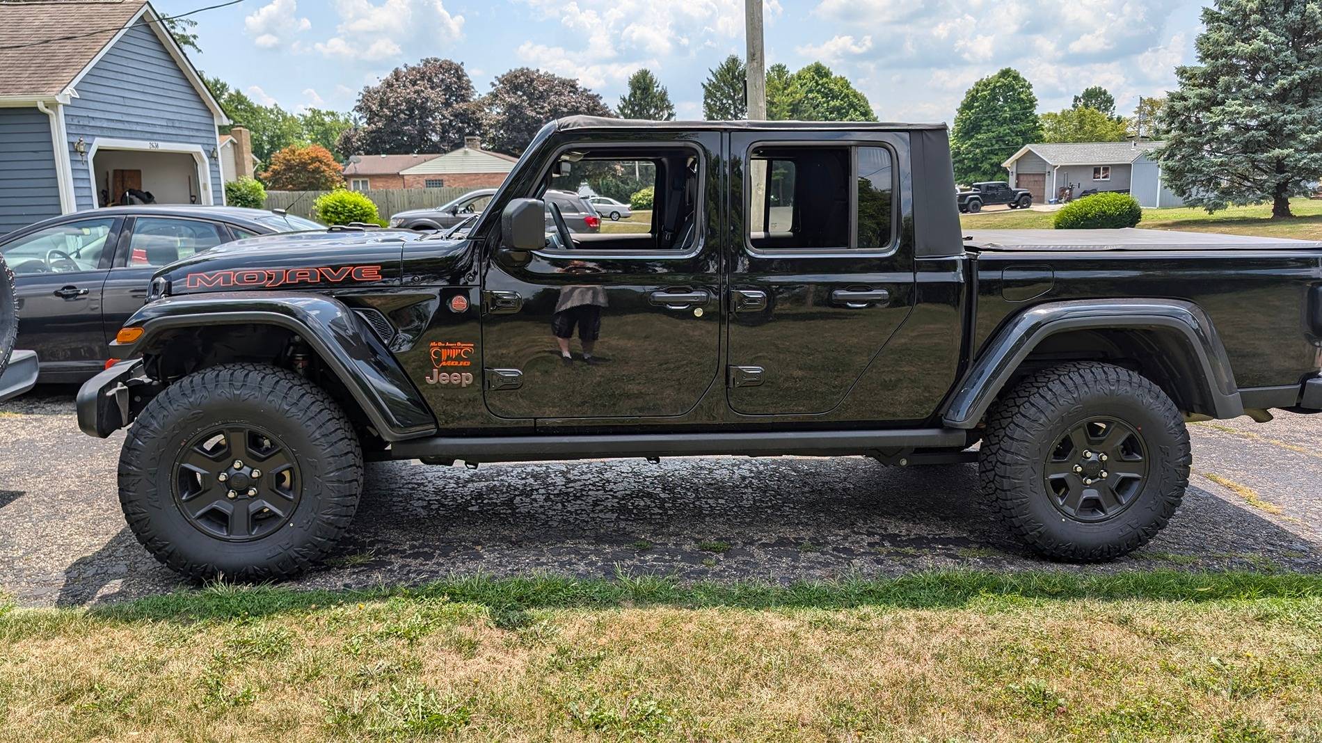 Jeep Gladiator 35s and No Lift Thread PXL_20240713_181208636