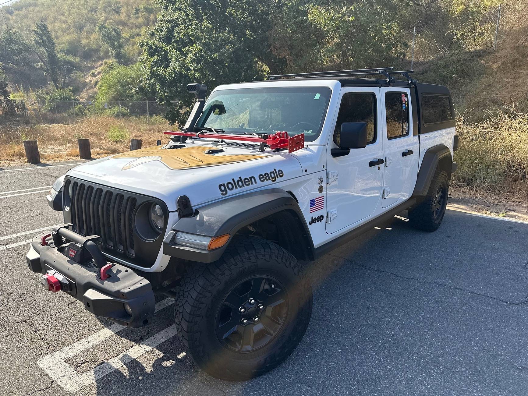 Jeep Gladiator Front Rubi/mojave flare IMG_7027