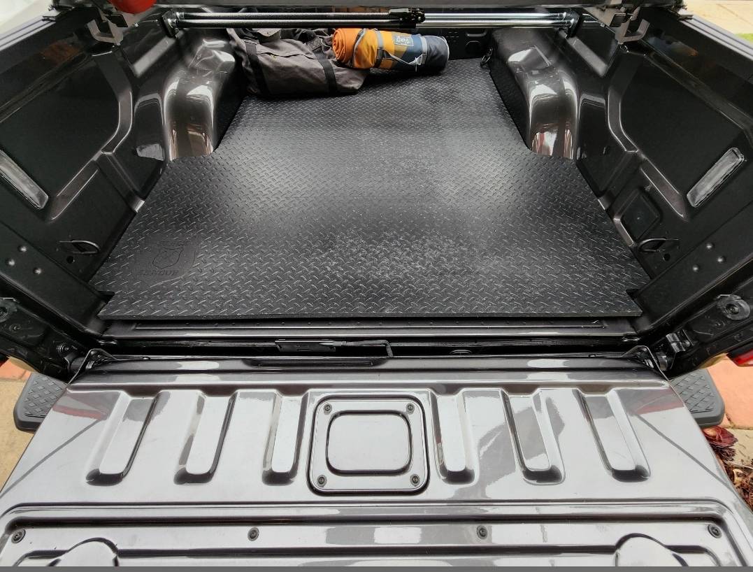 Jeep Gladiator Black Armour Bed Mat for Sale Southern California Screenshot_20240714_193116_Photos