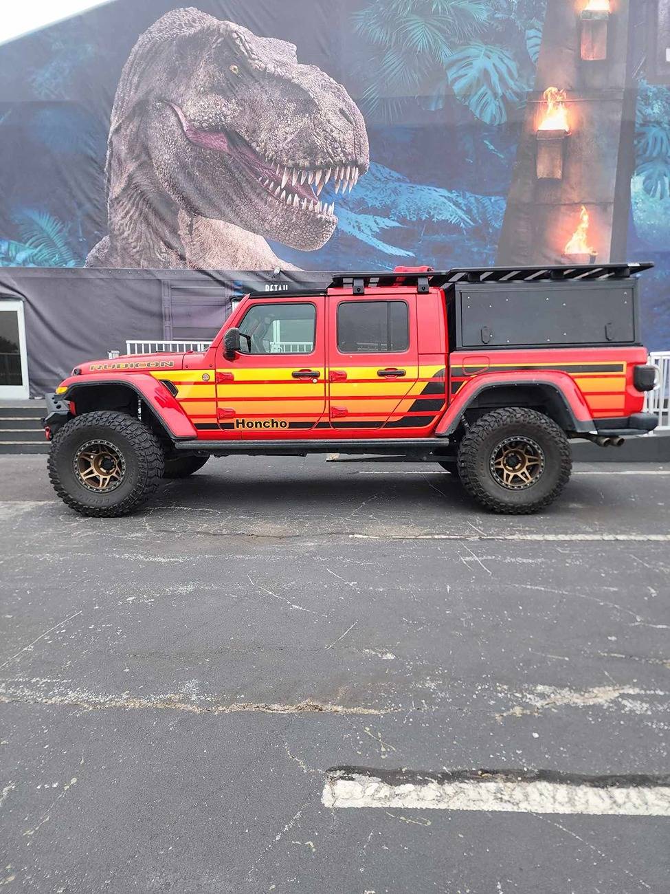 Jeep Gladiator Jurassic Jeeps 450540299_402608106158312_4249307364110675460_n