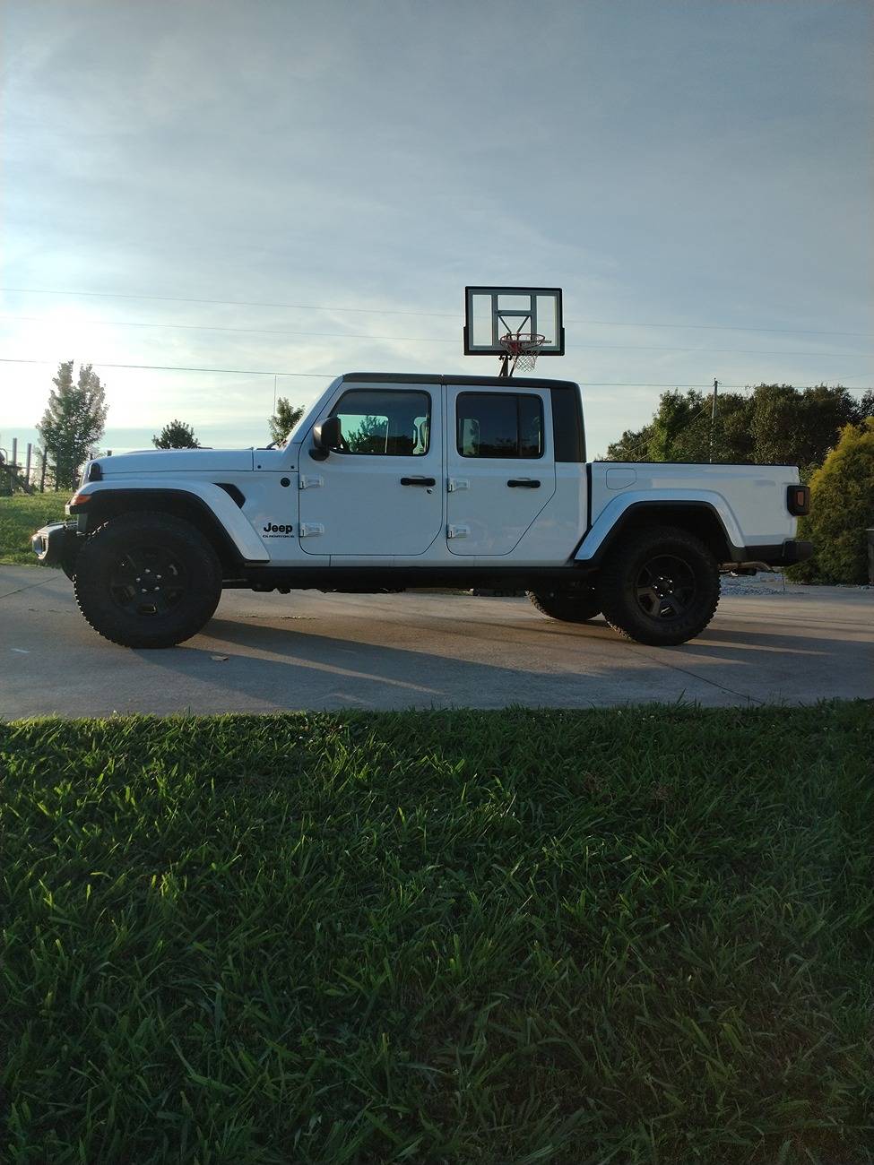 Jeep Gladiator 35s on Sport S, non-max tow?? 1000000814