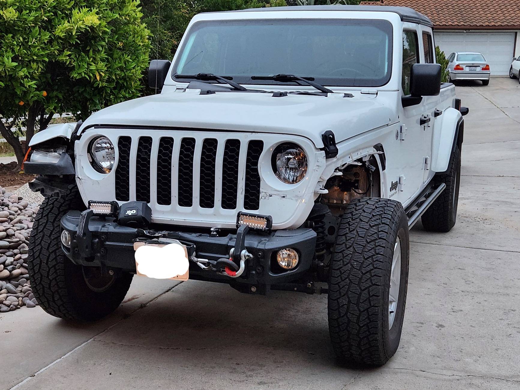 Jeep Gladiator Is it worth it to buy back my Gladiator from Insurance and sell it to recycler? 20240619_054043