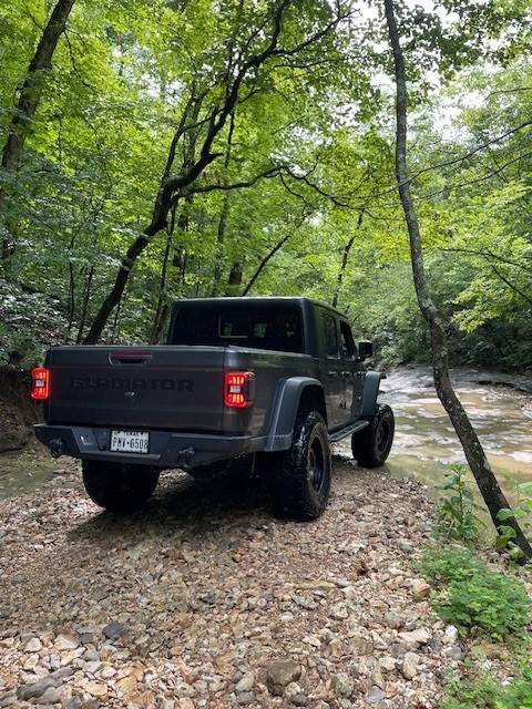 Jeep Gladiator Information about the jks mfg lift kit for jt MOJAVE SMORR