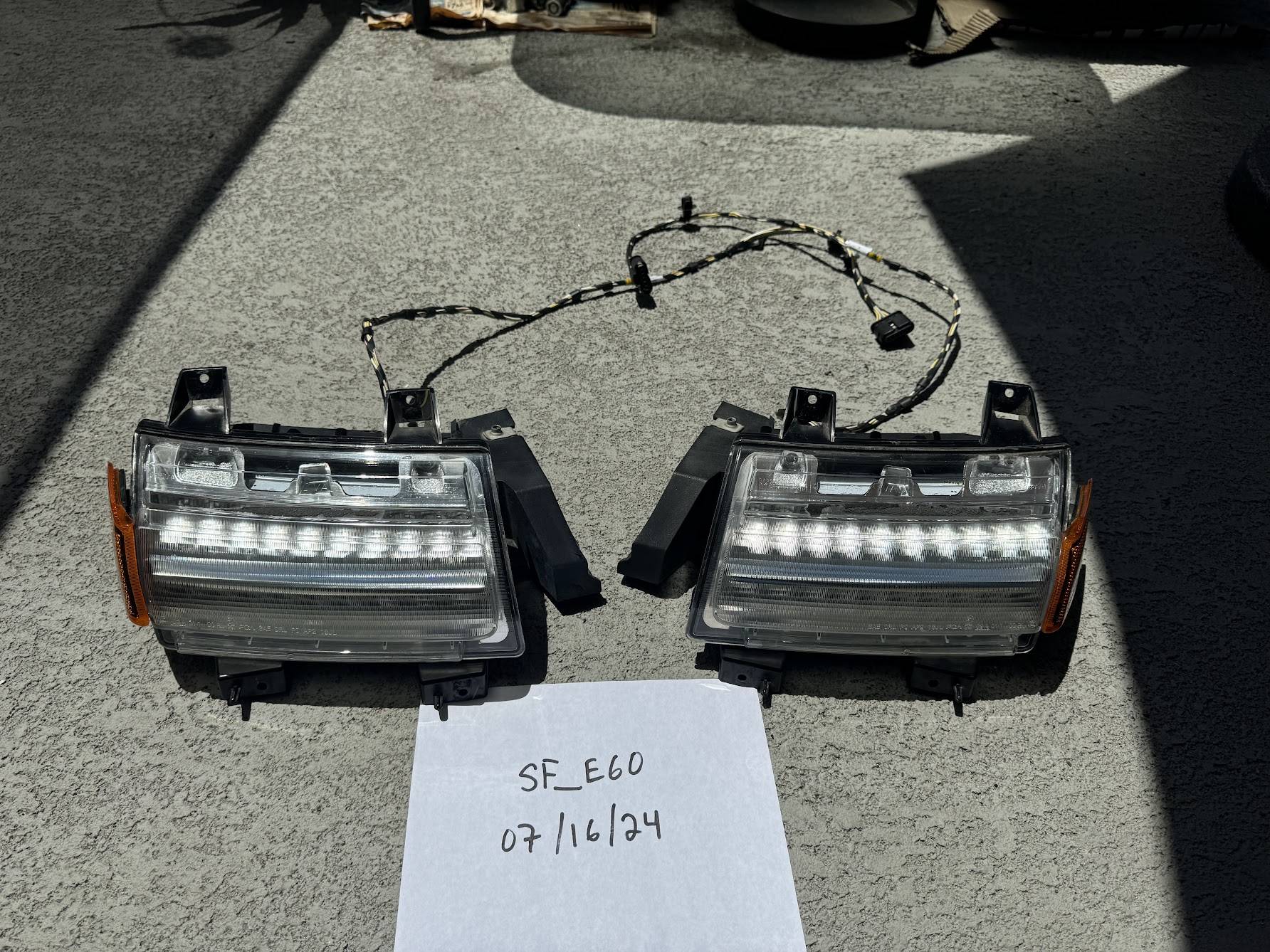 Jeep Gladiator OEM LED fender lights IMG_6907