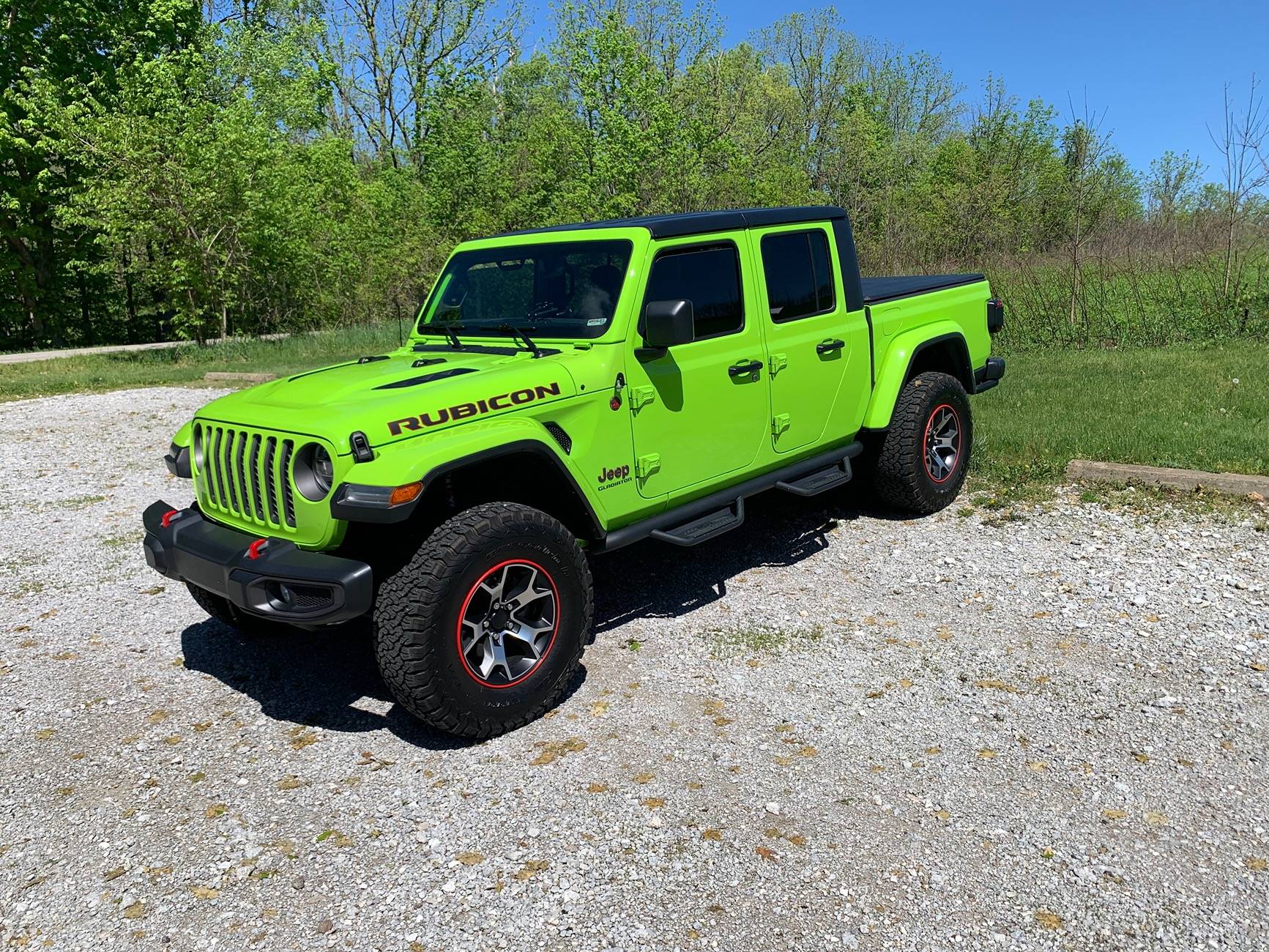 Jeep Gladiator Gladiators on 35s builds photos please! IMG_1486