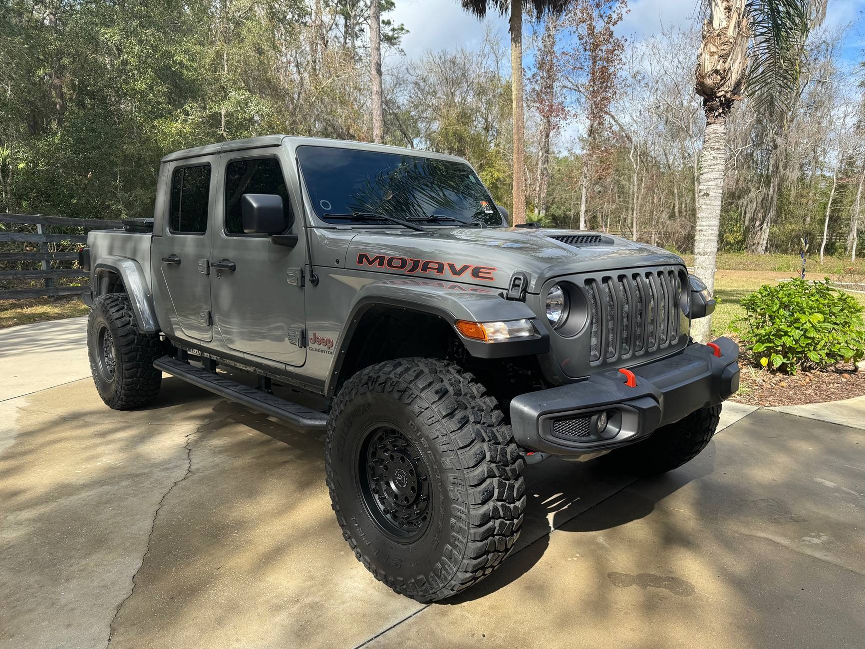 Jeep Gladiator Information about the jks mfg lift kit for jt MOJAVE IMG_5040