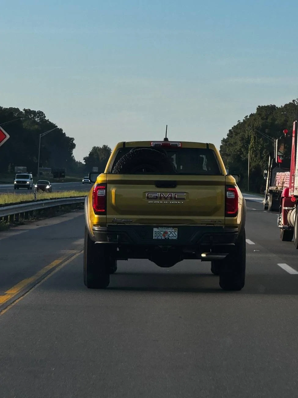Jeep Gladiator Car and Driver: Would you rather? Gladiator vs GMC Canyon IMG_6753