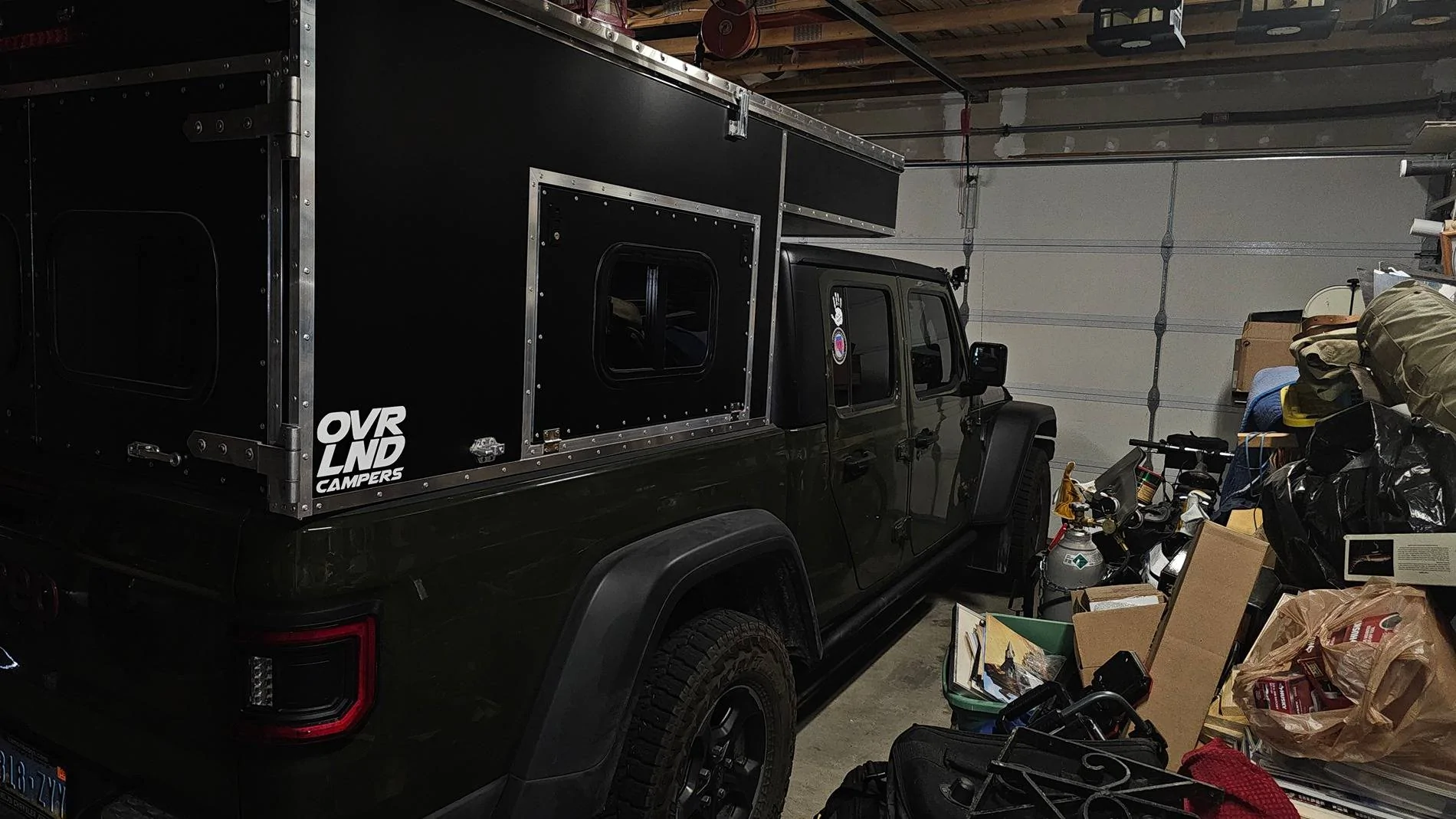 Jeep Gladiator OVRLND Camper roll call 20240718_131714