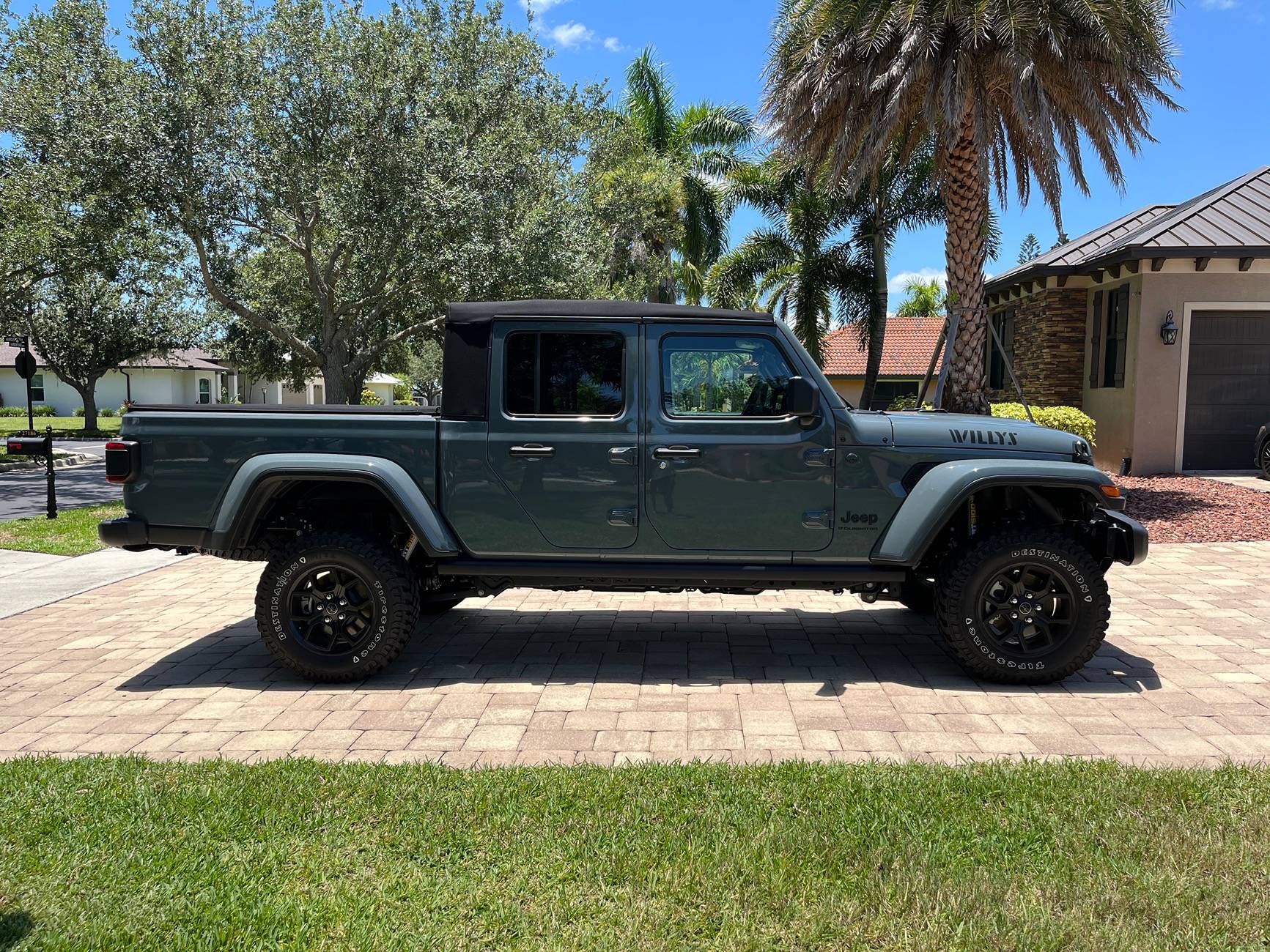 Jeep Gladiator 2024 Anvil Willys Overland Build 477E5DB1-8310-49A5-9869-390E2B09CEF4