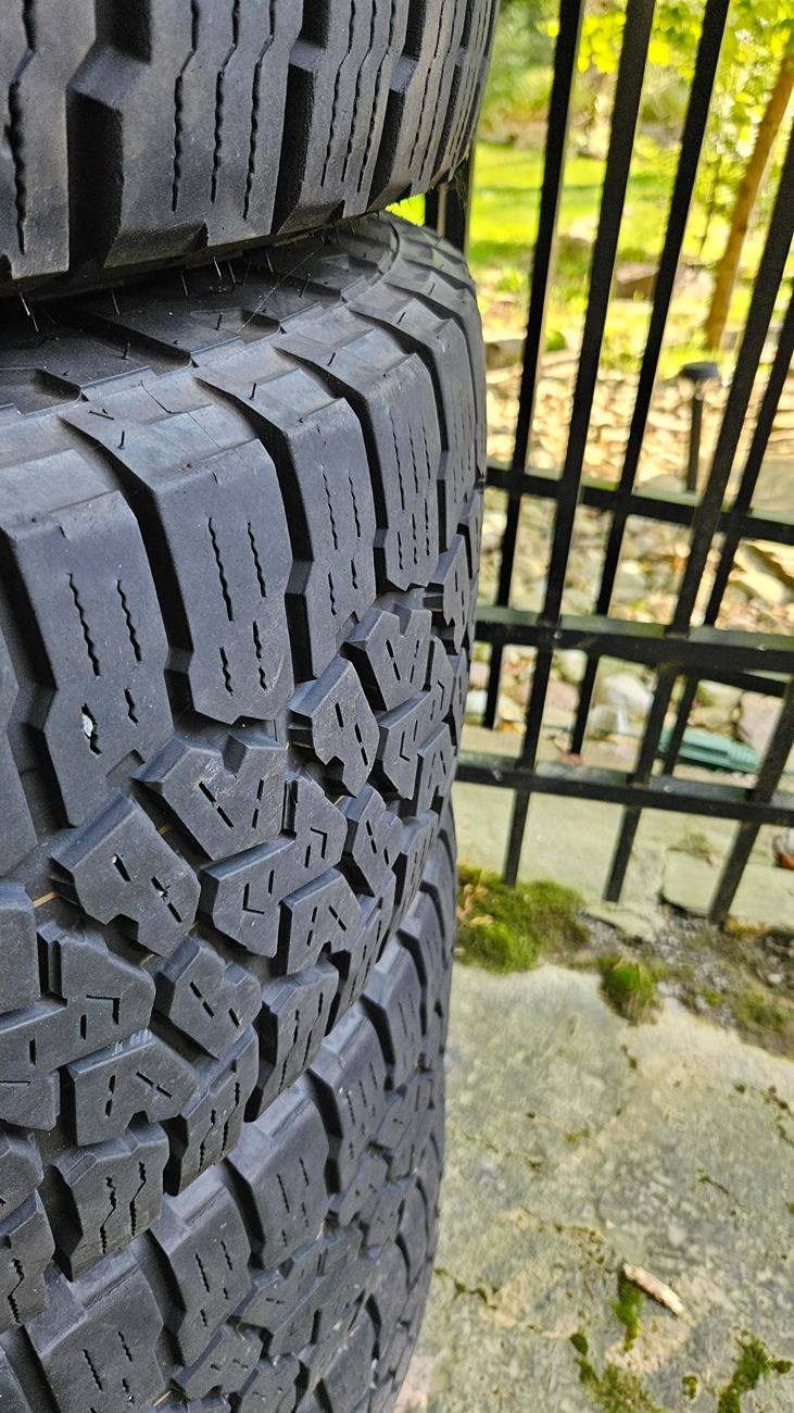 Jeep Gladiator STOCK Rubicon Rims and tires and spare.   no TPMS . $500 obo 20240718_182414