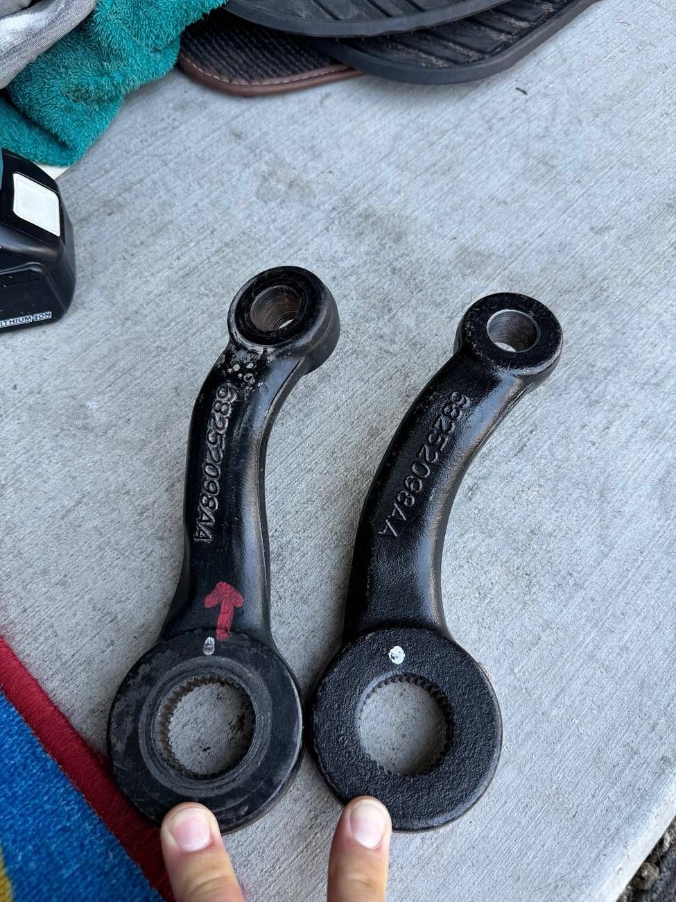 Jeep Gladiator Pitman arm shifted / gearbox question IMG_4697