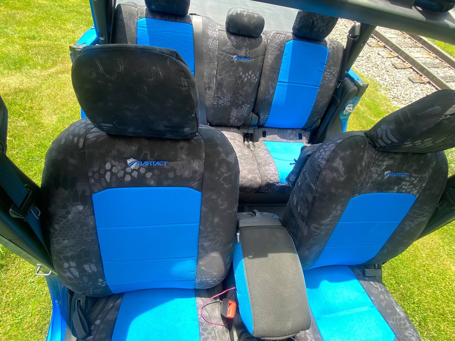 Jeep Gladiator What Seat Covers Do You Use? IMG_3603