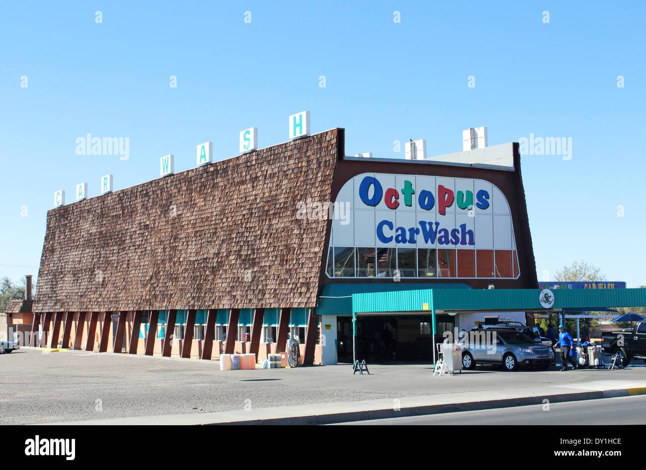 Jeep Gladiator PSA on Car Washes breaking-bad-tv-location-a1a-carwash-octopus-car-wash-albuquerque-DY1HCE