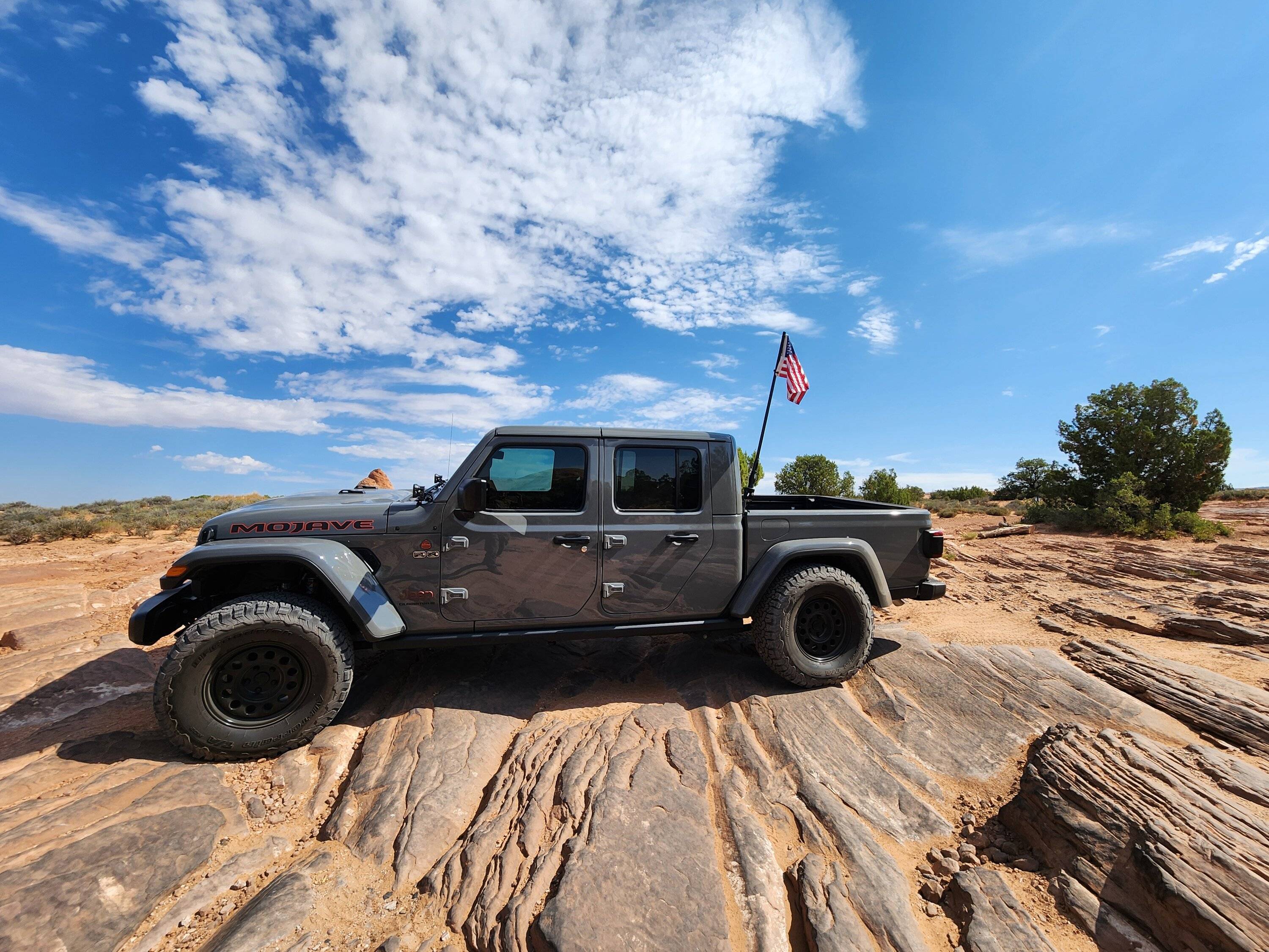 Jeep Gladiator We survived Moab in July 20240714_101709