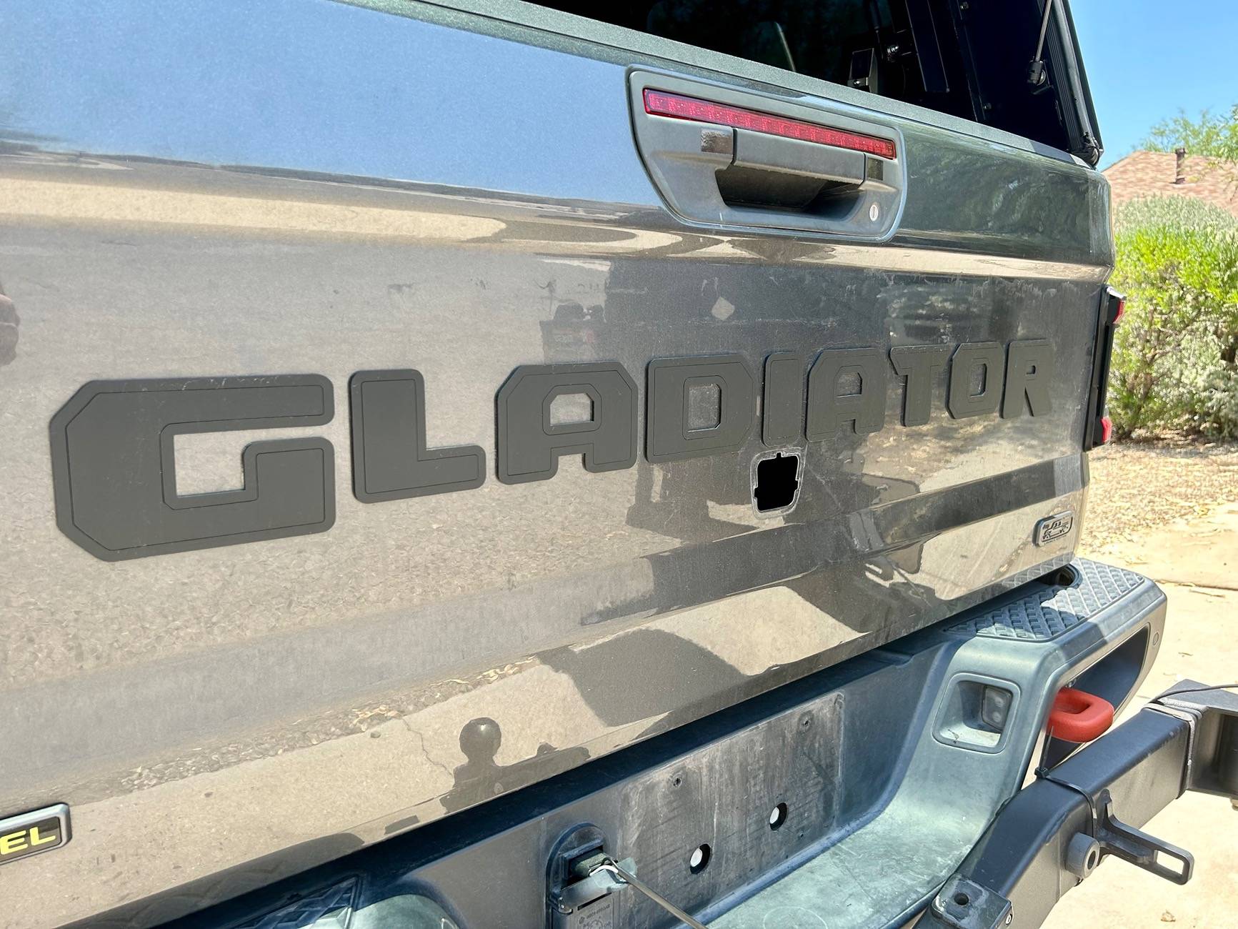 Jeep Gladiator ‘Raised’ Tailgate Gladiator Lettering….. What do you have (from where)? IMG_5102