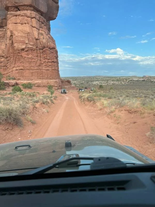 Jeep Gladiator Red Rock 4-Wheelers Trail of the Month July 2024 — The Moonlight Run @ Monitor & Merrimac Buttes AARideIn