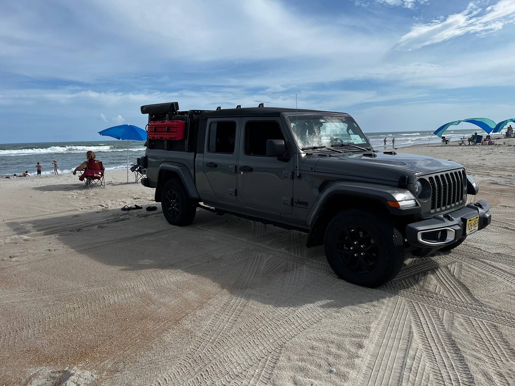 Jeep Gladiator DIY Bike Rack On Top of Full Height Bed Rack IMG_1422