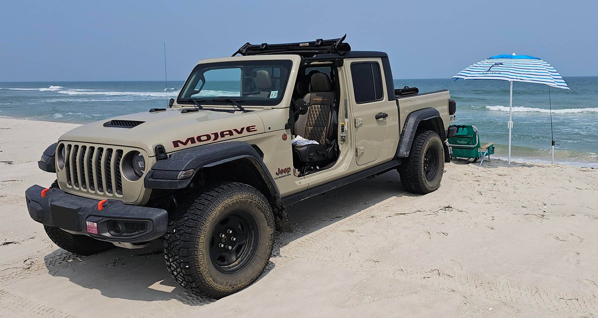 Jeep Gladiator We're in a Beachy Mood!!! Show us your Rig on Sand! Beach sans baby stuff