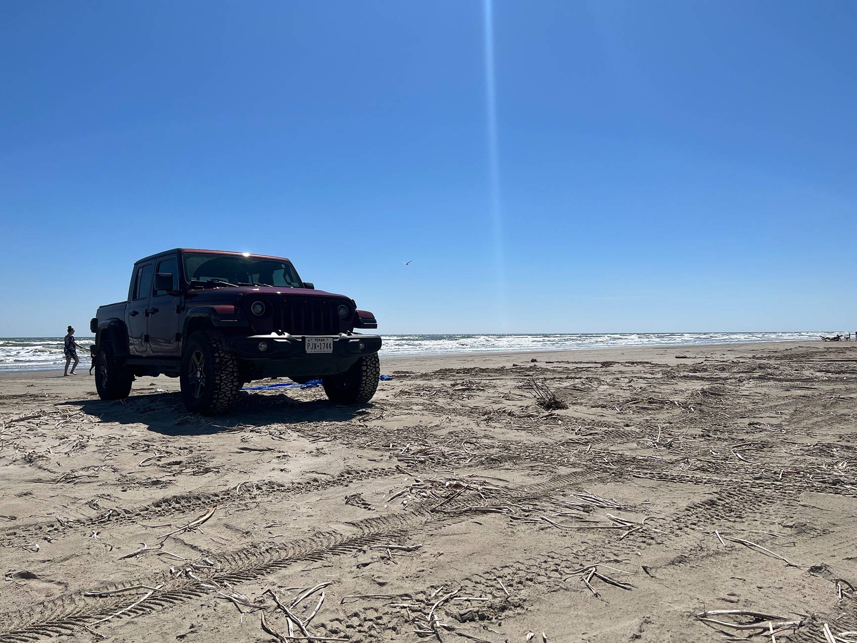 Jeep Gladiator We're in a Beachy Mood!!! Show us your Rig on Sand! IMG_7701