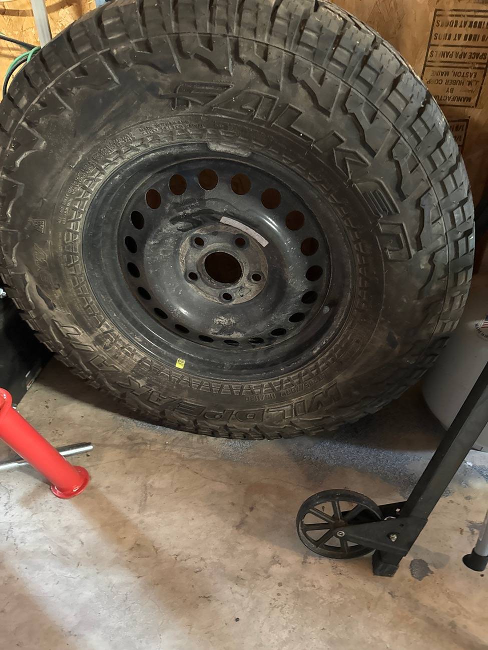 Jeep Gladiator WTB a new set of RUBICON Takeoffs or spare image