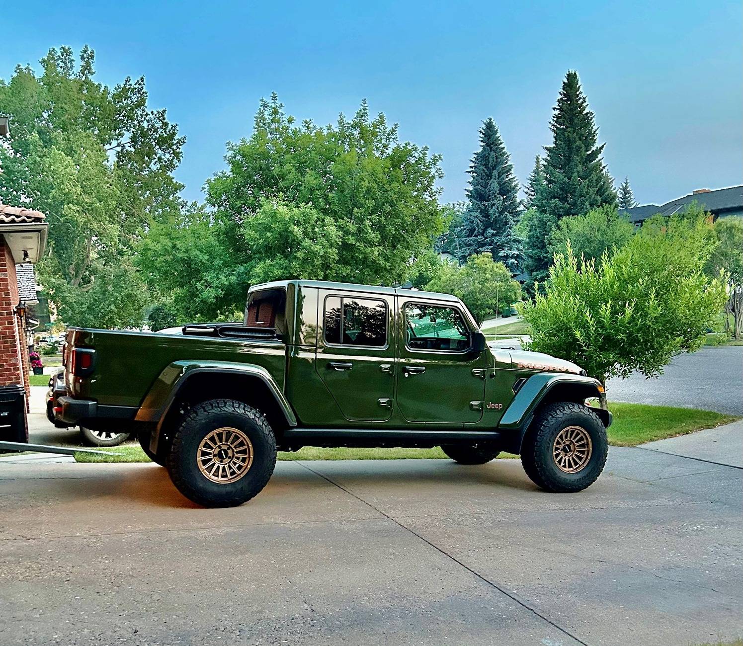Jeep Gladiator Lets see all those Gladiators with lifts and bigger tires! 10