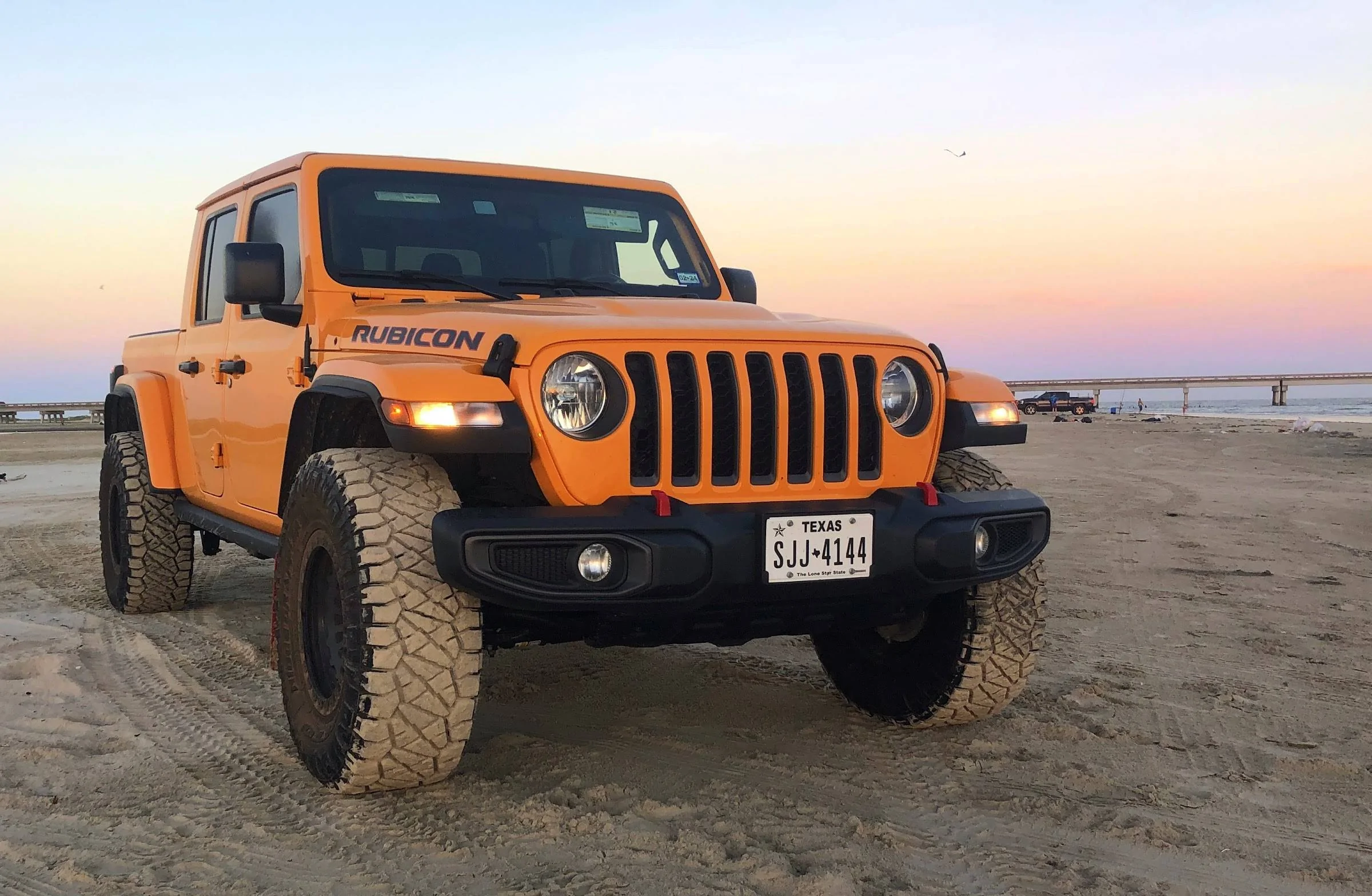 Jeep Gladiator We're in a Beachy Mood!!! Show us your Rig on Sand! e-6jhrc53Y_94X4zjl9f5J3dlsuEX51Y7b4ByylrFZZH=w2400