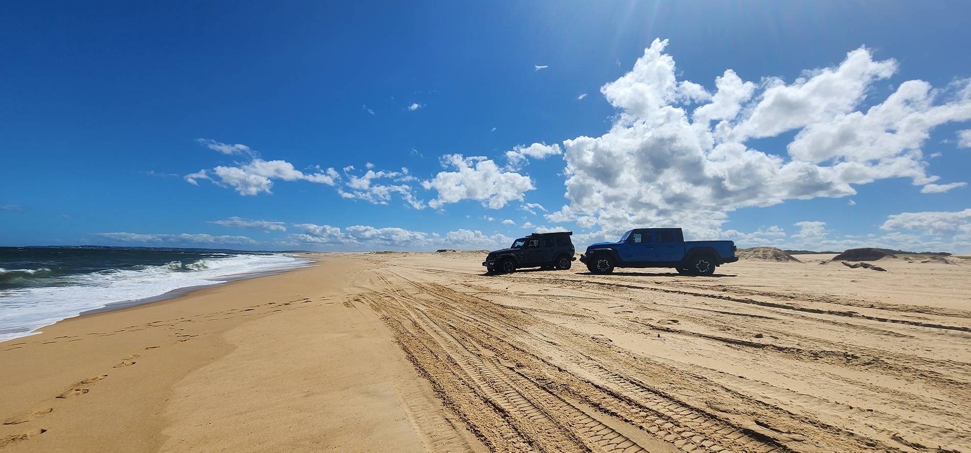 Jeep Gladiator We're in a Beachy Mood!!! Show us your Rig on Sand! 20230225_151206