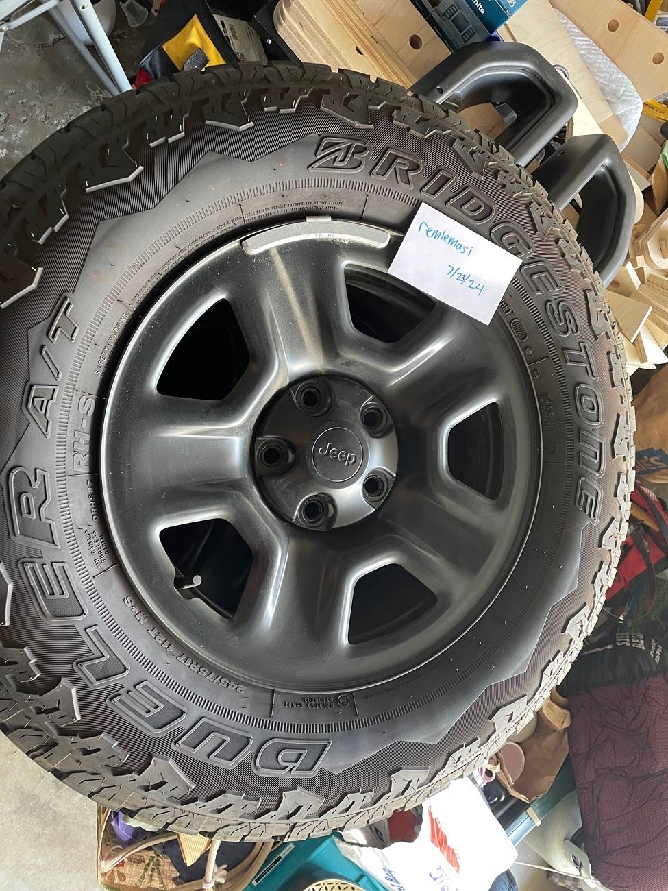 Jeep Gladiator Set of (4) OEM JT Sport steel wheels and all-terrain tires, includes TPMS IMG_2747