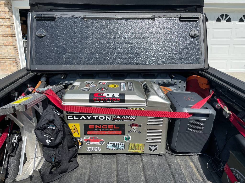 Jeep Gladiator Cooler doesnt fit with tonneau cover 0teitV