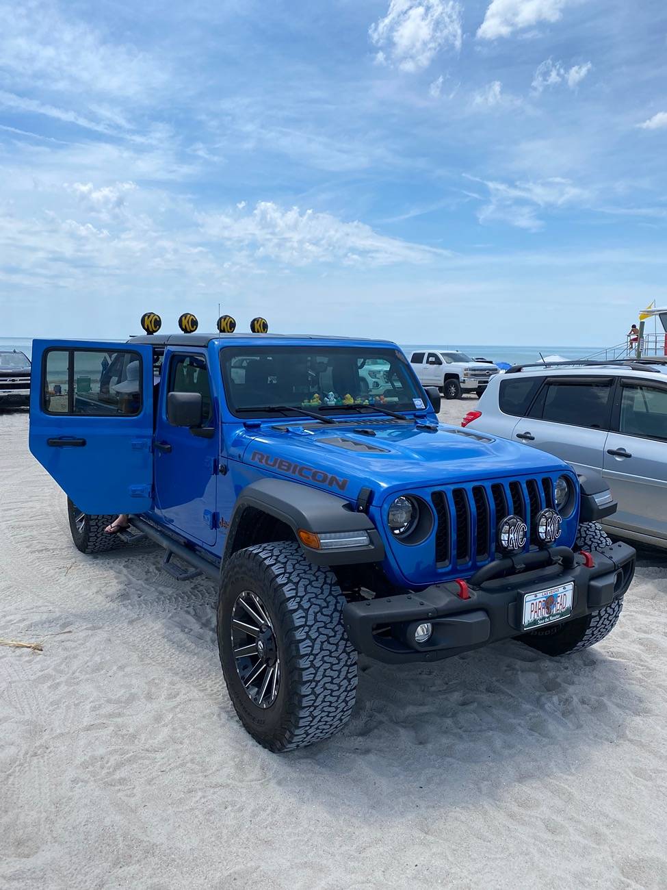 Jeep Gladiator We're in a Beachy Mood!!! Show us your Rig on Sand! IMG_6335