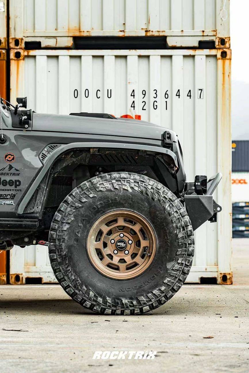Jeep Gladiator Should we make this in bronze? 🤔 mmexport1721152270681