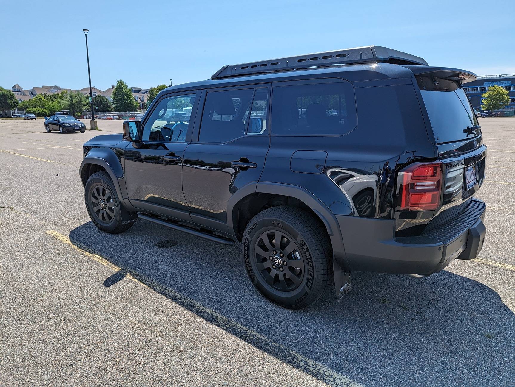 Jeep Gladiator Saw my first 6th gen 4Runner today PXL_20240726_153455523