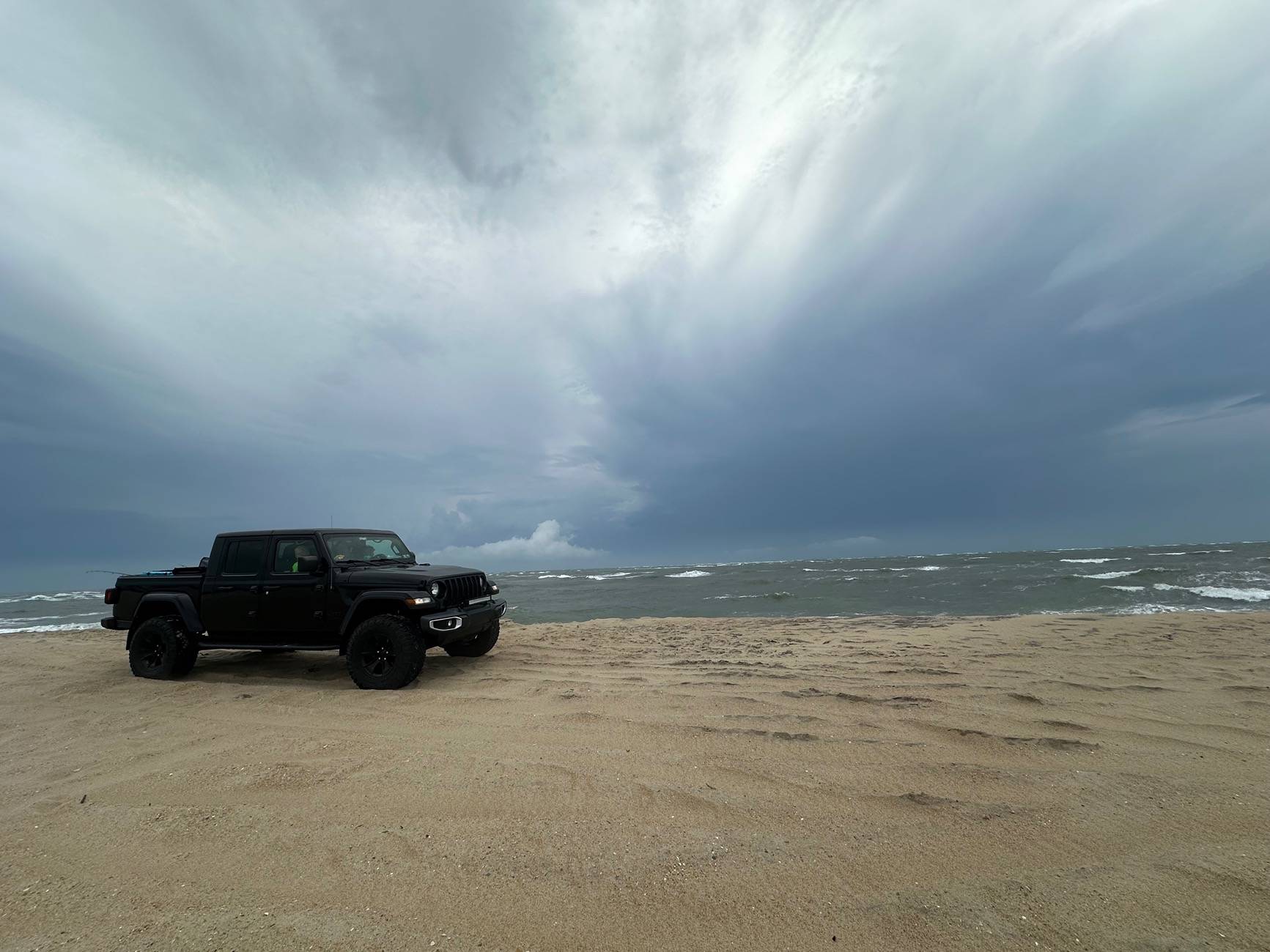 Jeep Gladiator We're in a Beachy Mood!!! Show us your Rig on Sand! IMG_9975
