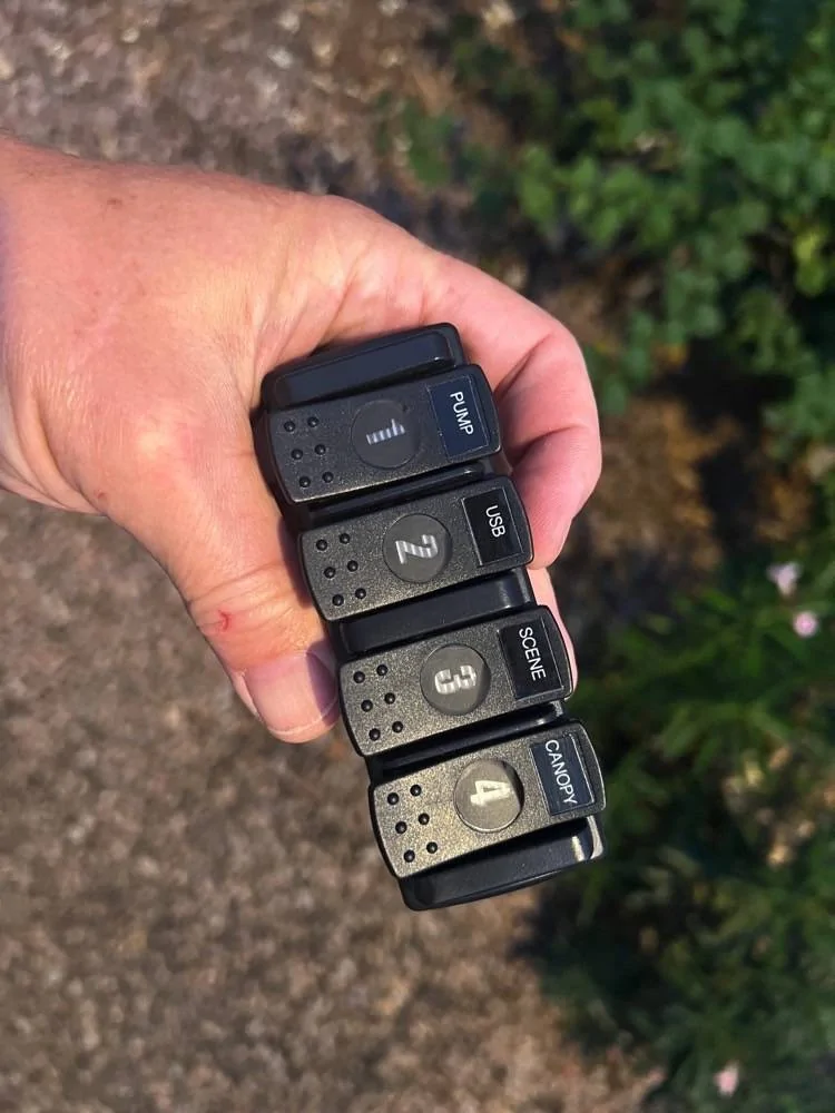 Jeep Gladiator Aux Wiring with no factory Switch Panel 17_HouseLoadRemot