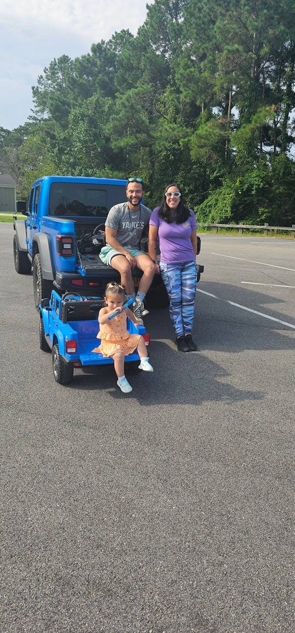 Jeep Gladiator Daddy / Daughter Gladiators will definitely brighten your day. 20240727_091558