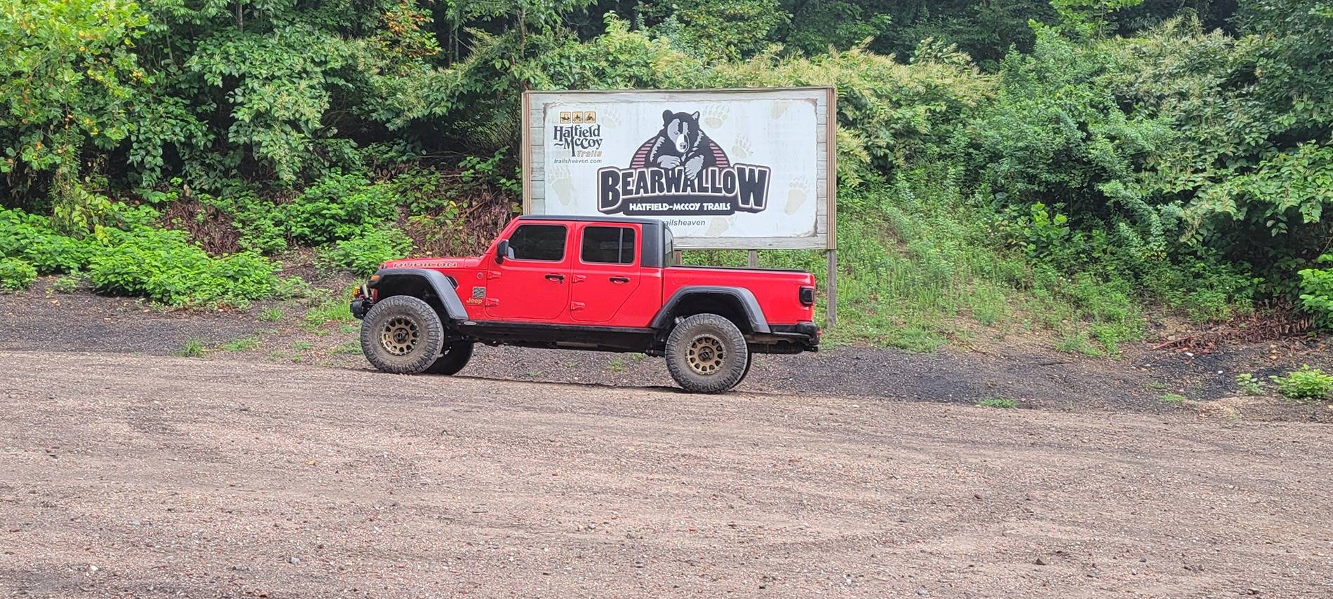 Jeep Gladiator Transformation Tuesday: Show Us the Build Before-During-After! 20240720_092131