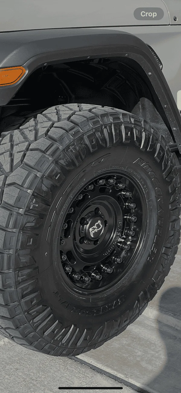 Jeep Gladiator (4) Black Rhino Axle Wheels 17x9.5 / 5x127 / -18mm IMG_2983