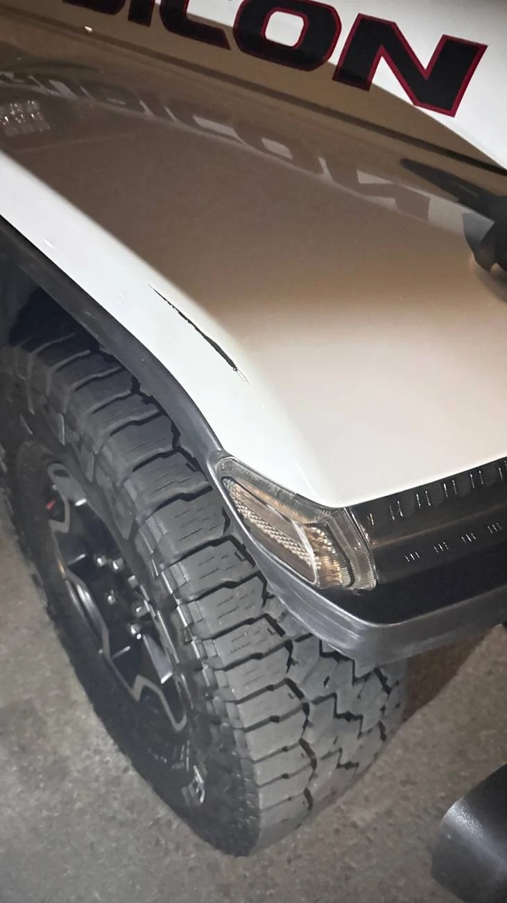 Jeep Gladiator collision/front right tire IMG_7637