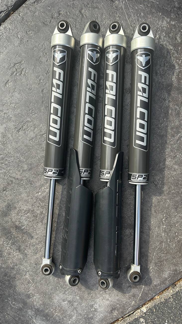 Jeep Gladiator Falcon SP2 2.1 Shocks for Jeep Gladiator JT for 2.0”-3.5” $550 SHIPPED!! IMG_5014