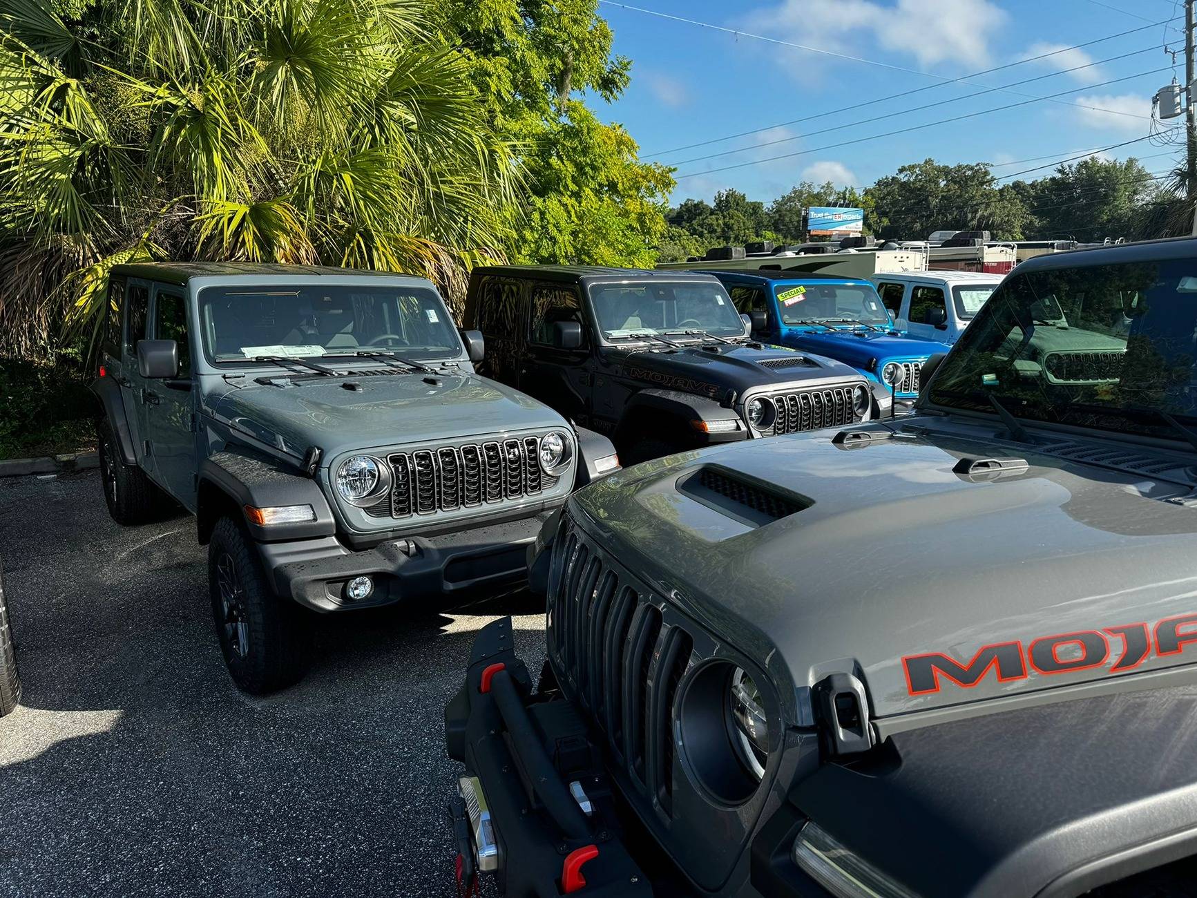 Jeep Gladiator Wachuko's 2024 Mojave X Build Thread Anvil comparison-2
