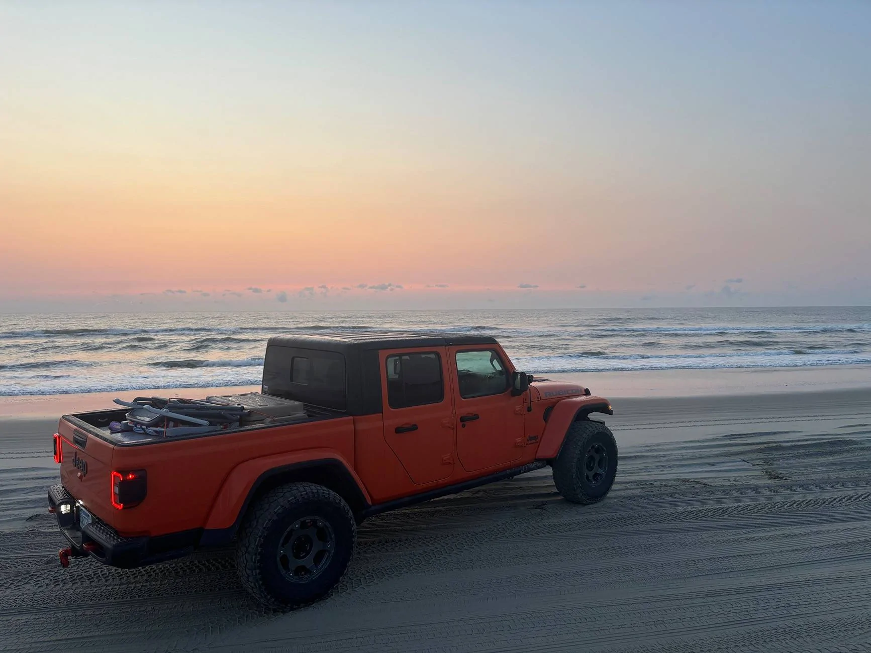 Jeep Gladiator We're in a Beachy Mood!!! Show us your Rig on Sand! IMG_7518