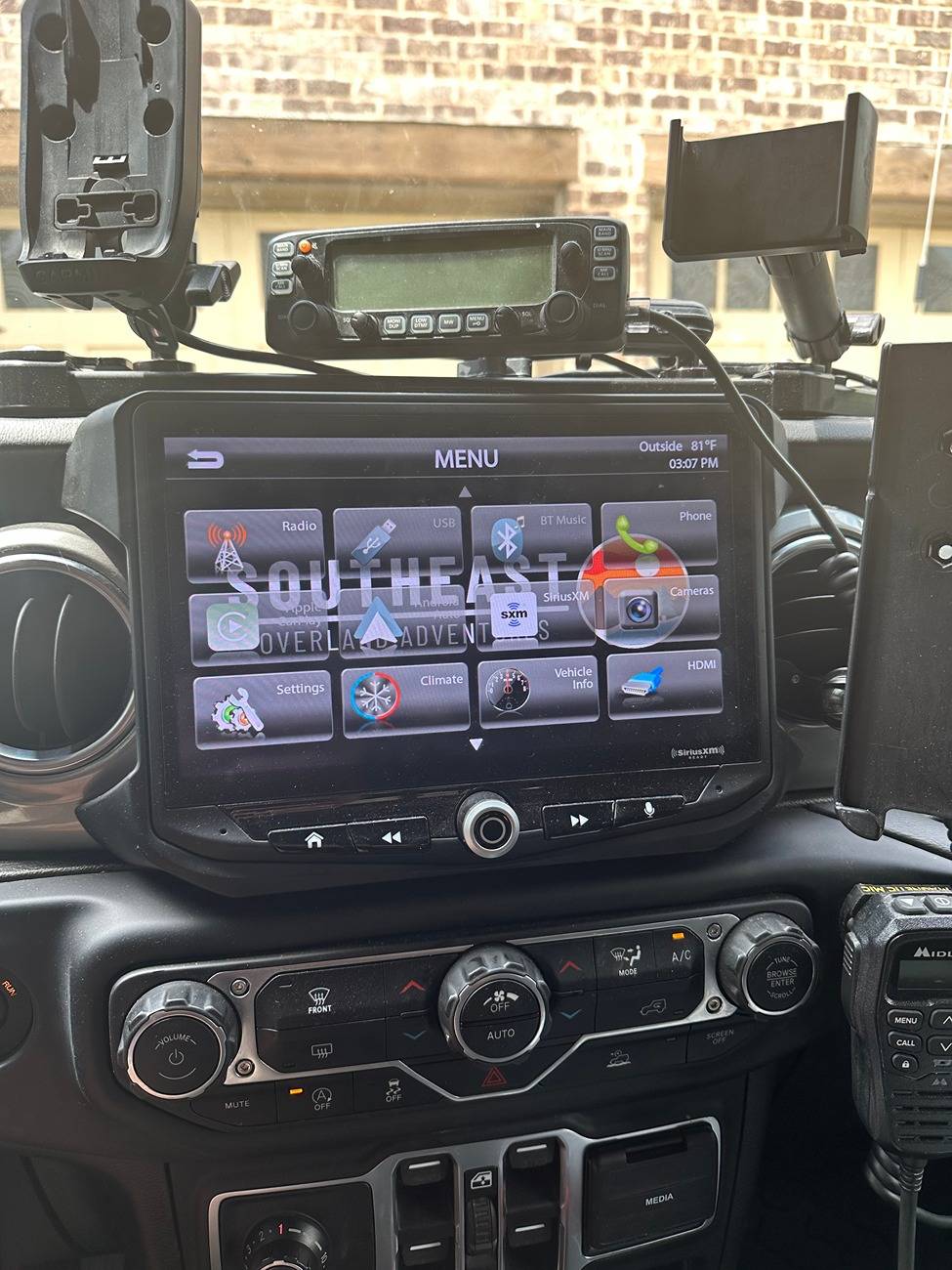 Jeep Gladiator 2020 JEEP GLADIATOR UCONNECT 4 MULTIMEDIA RECEIVER & 7" DISPLAY | 68406031AH - $400 SHIPPED IMG_9925