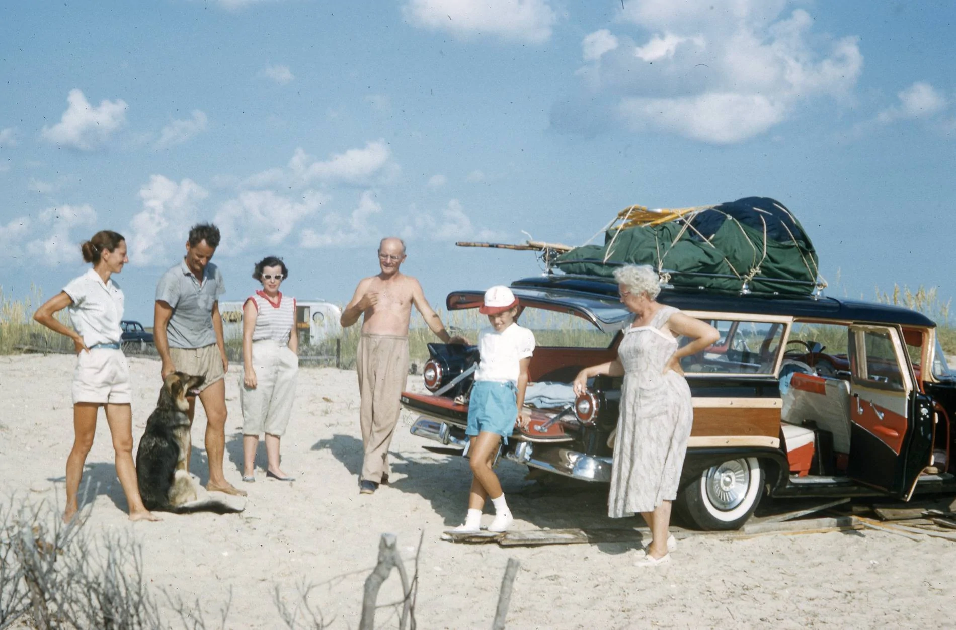 Jeep Gladiator We're in a Beachy Mood!!! Show us your Rig on Sand! 1957025