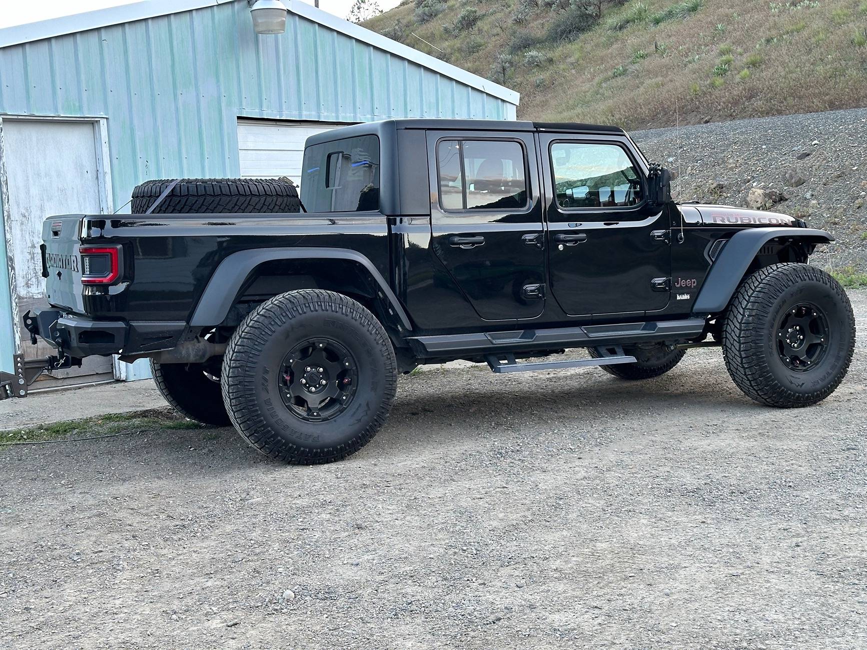 Jeep Gladiator Show me your black rims on your black gladiator! IMG_4931