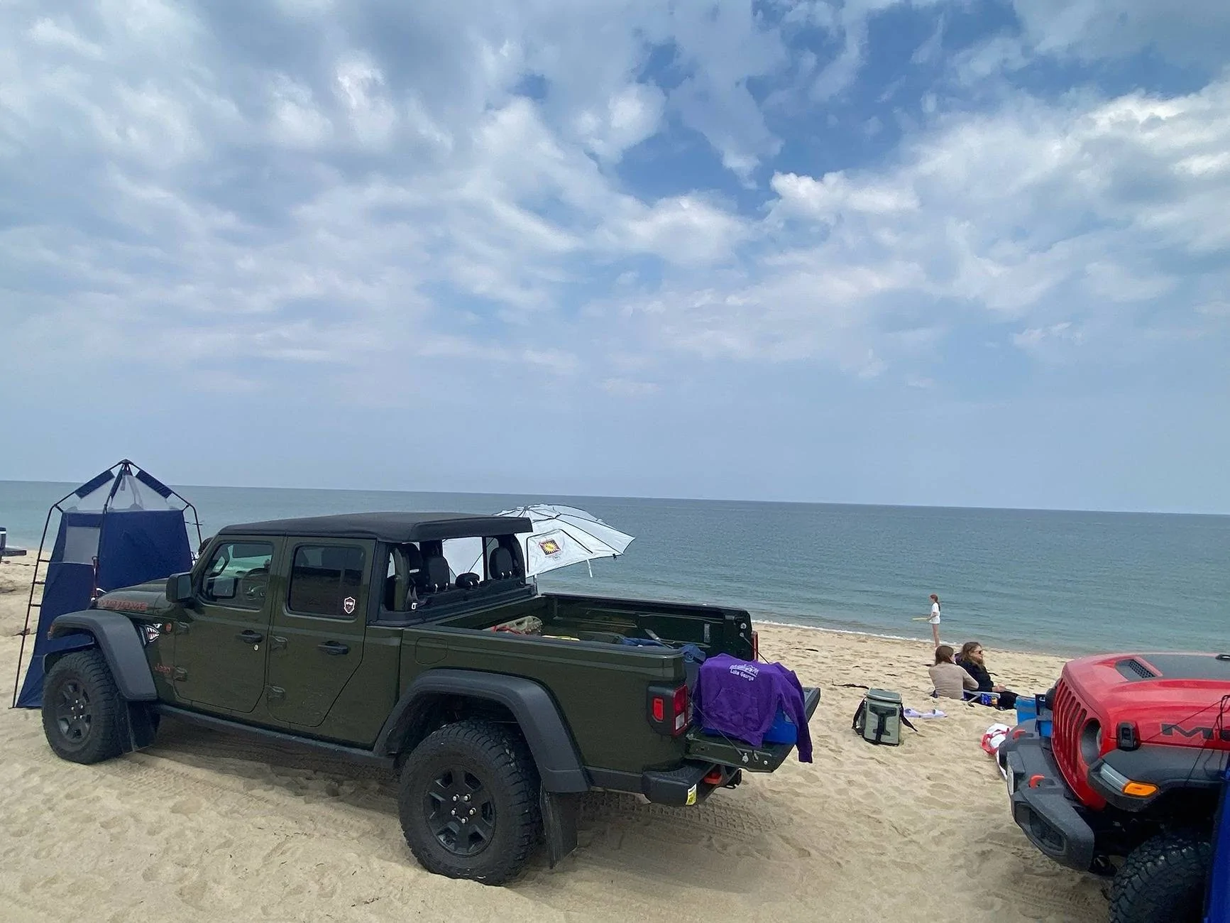 Jeep Gladiator We're in a Beachy Mood!!! Show us your Rig on Sand! attachment (24)