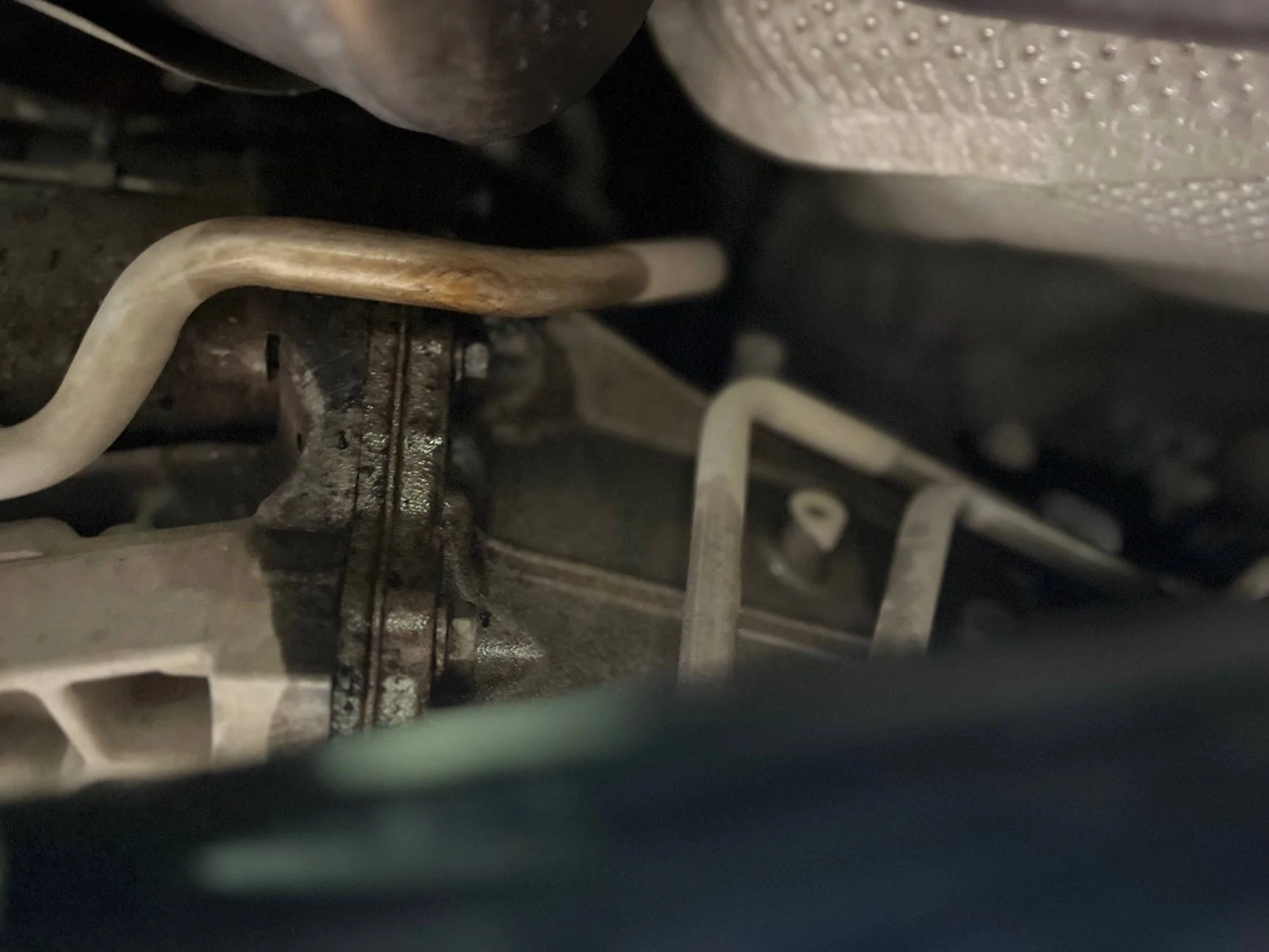 Jeep Gladiator Lots of fluid coming from top of transmission IMG_2038