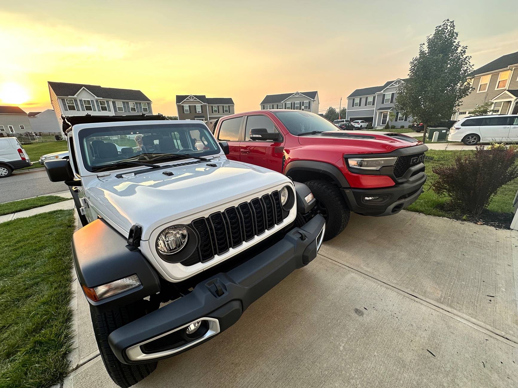 Jeep Gladiator Picked up my wife a Gladiator Again tonight IMG_1684