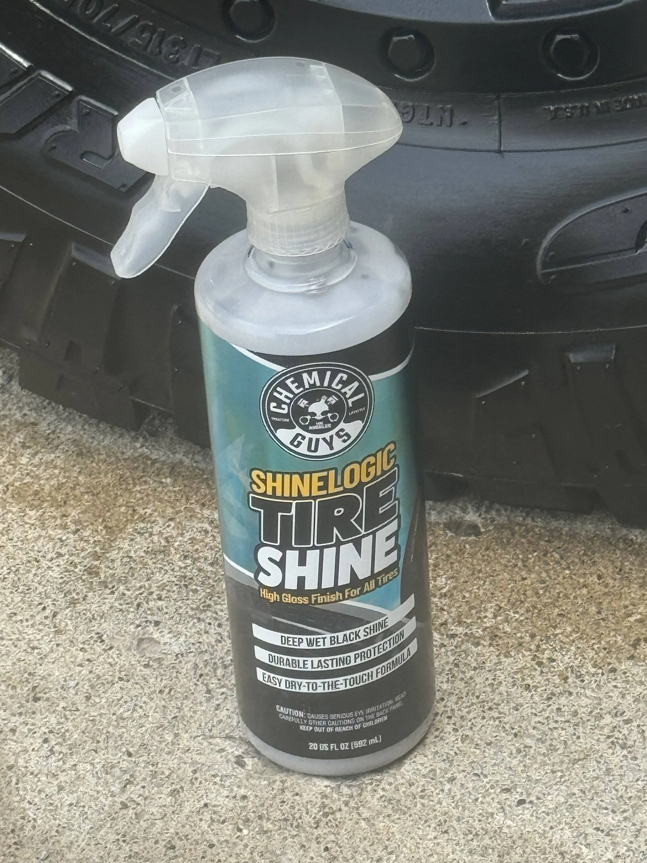 Jeep Gladiator Impressive tire shine Shinelogic by Chemical Guys IMG_5229