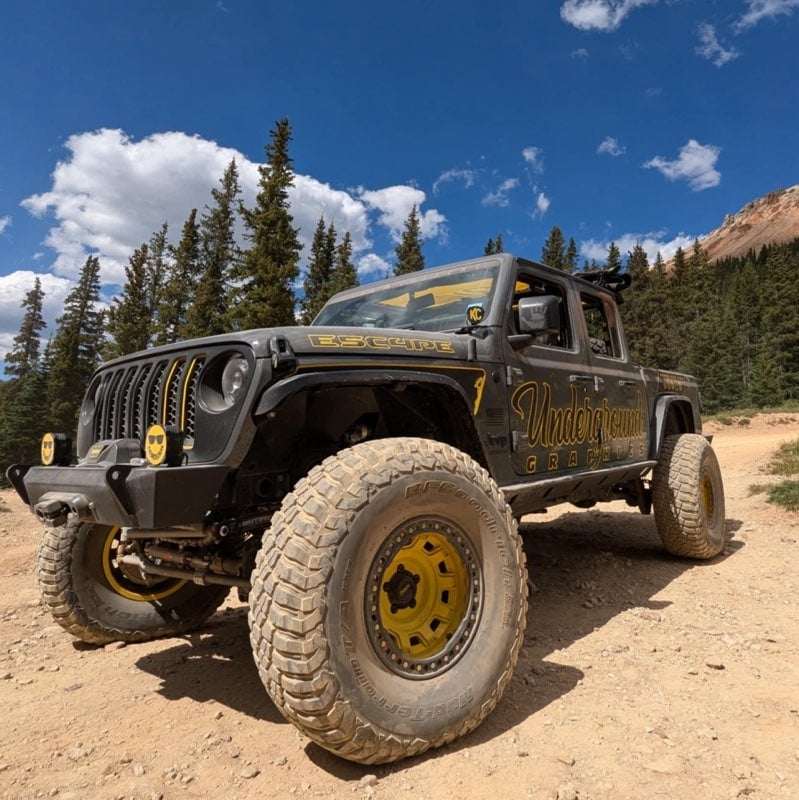 Jeep Gladiator Wheeling Wednesday: Show us your Offroad Photos. 453228955_895840925707592_1194534988435900709_n