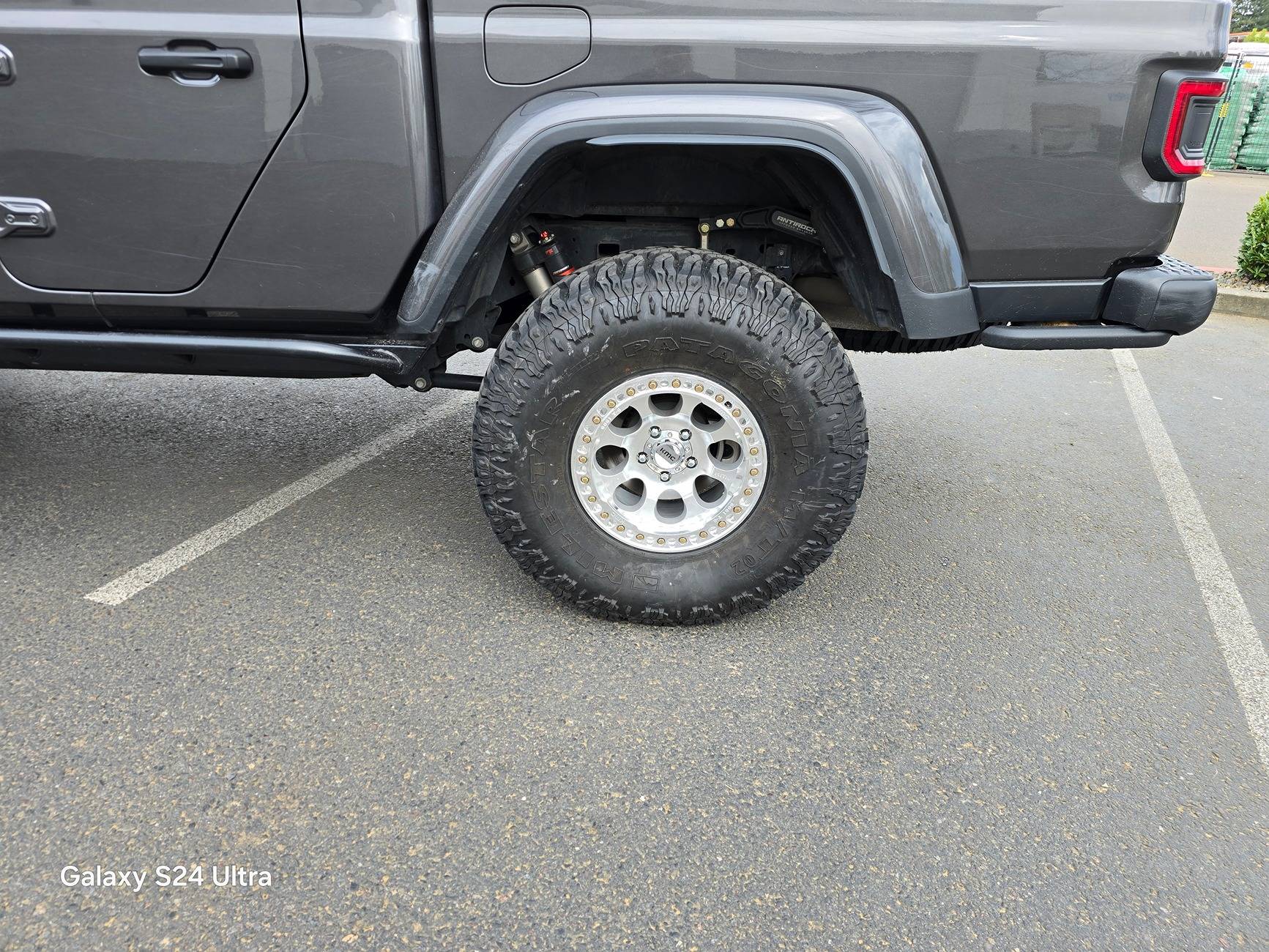 Jeep Gladiator Lets talk about beadlock wheels 20240413_172037